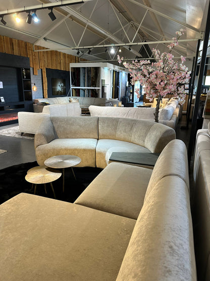 Curved bank Natascha