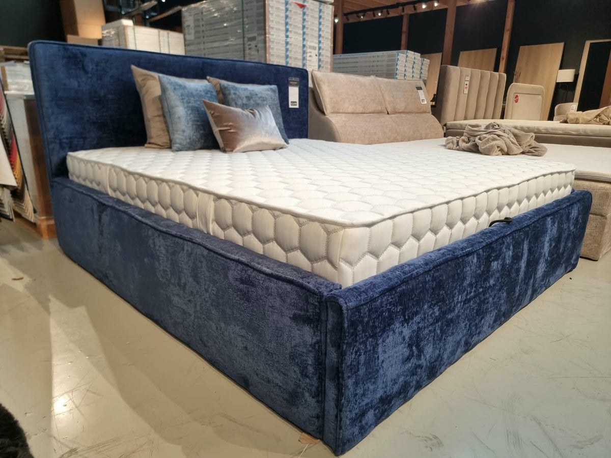Trend Bed LAURA  – met opbergruimte velvet blue