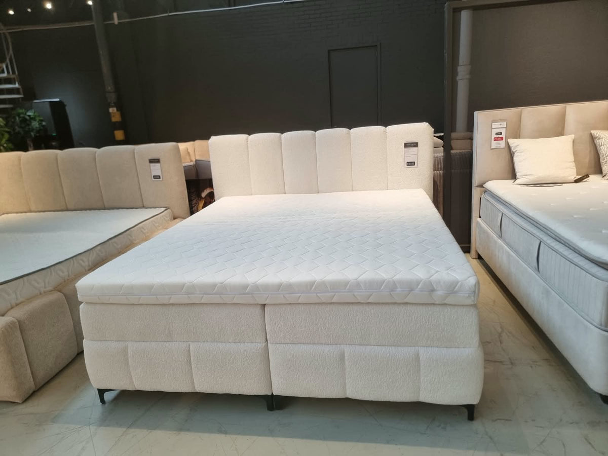 Trend Bed TIO – met opbergruimte bouclé